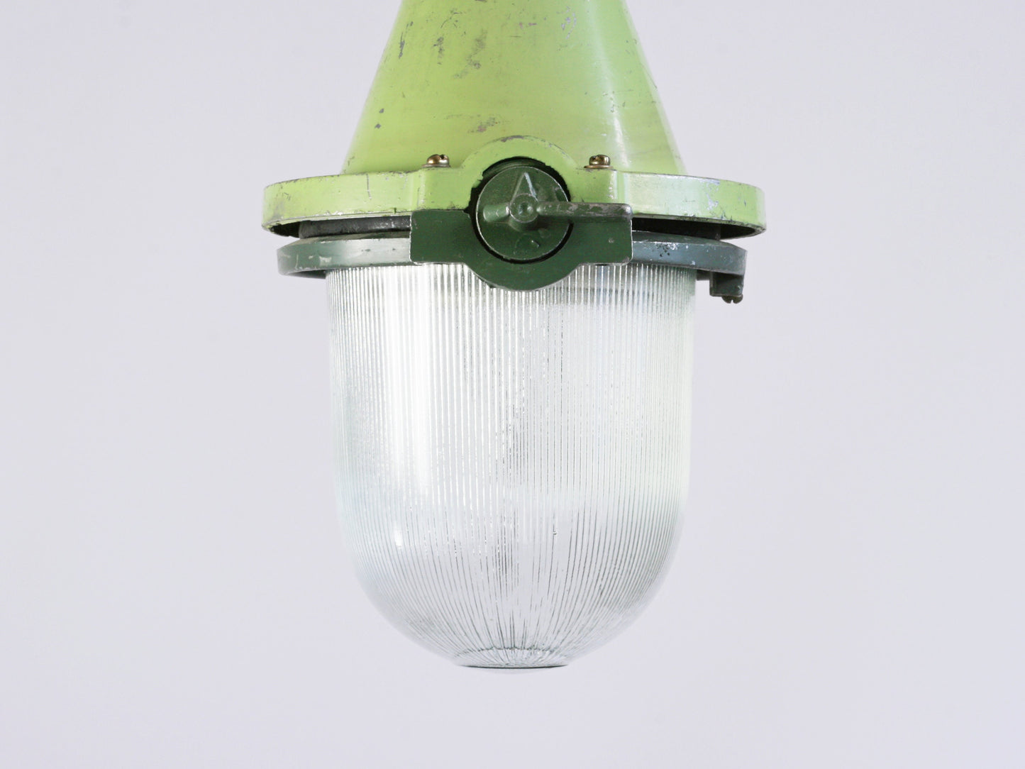 Bright green pendant light industrial lamp shade - Soviet vintage lamp in aluminum with glass dome lampshade / Farmhouse industrial lighting