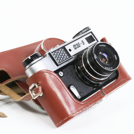 Vintage Soviet photo camera FED 5, USSR photography photo shooting camera, old photo film camera with leather case original